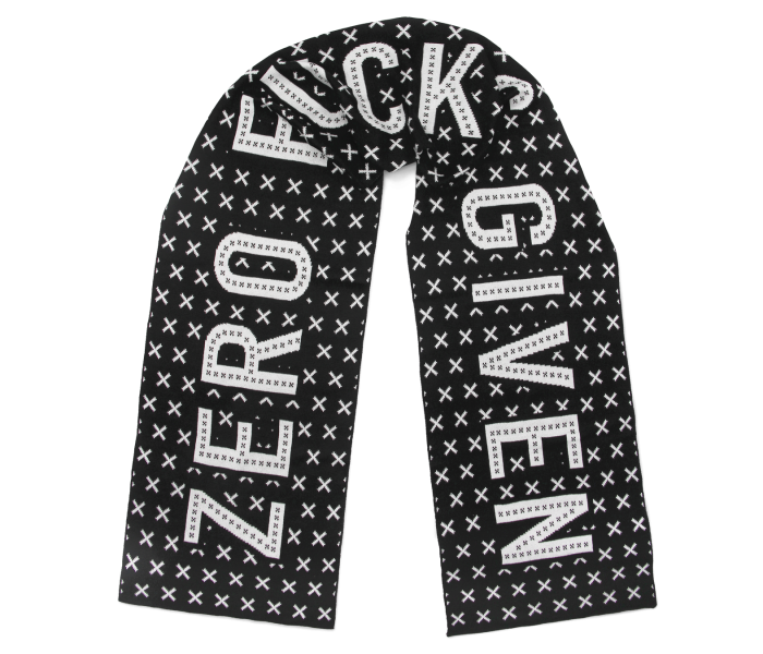 bidges-and-sons__scarf_zero-fvcks-given_black-white_isolated_product_2093_4334